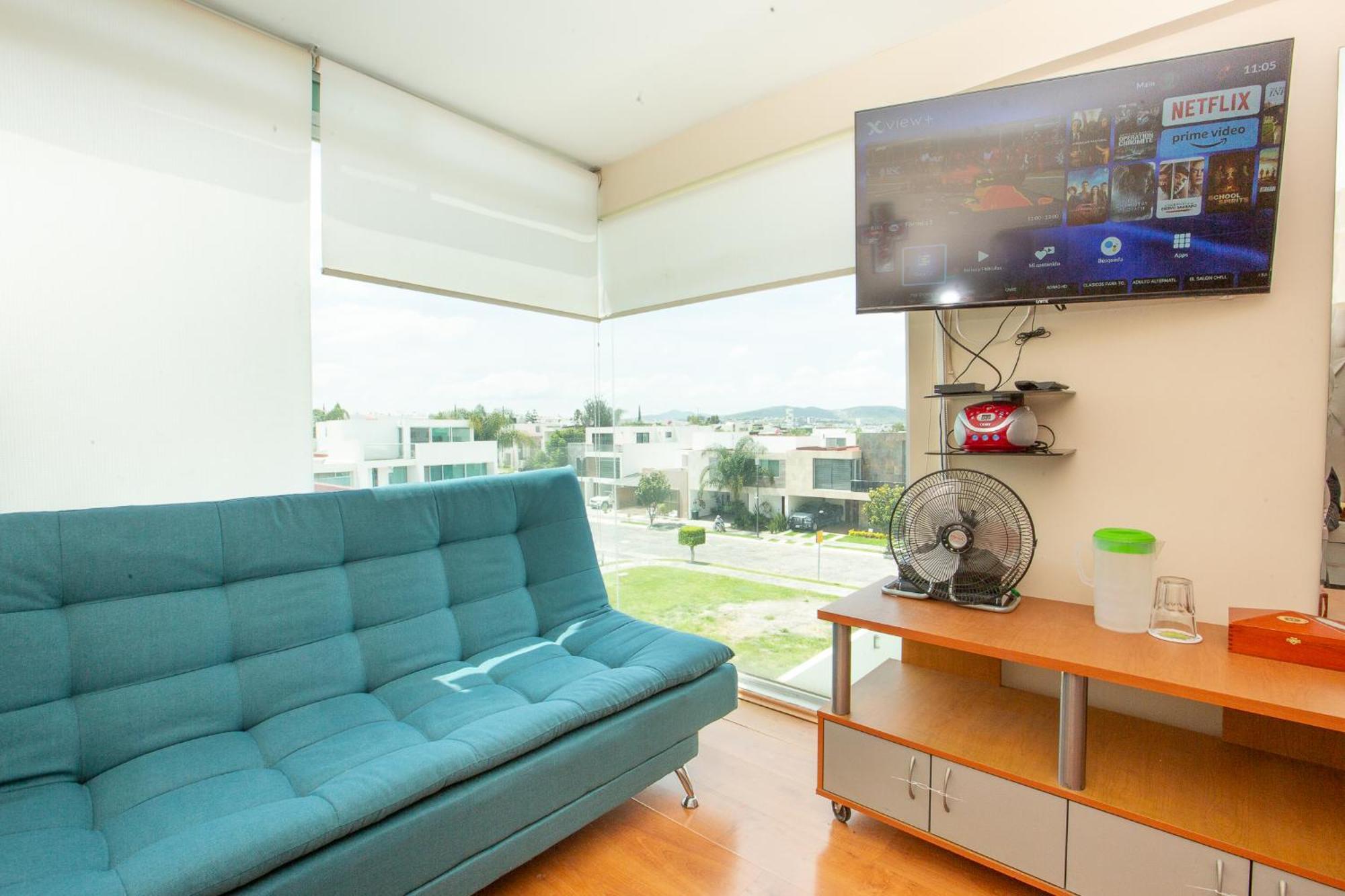 Habitacion Matrimonial Con Cama Y Sofa Para Cuatro Personas Tlaxcalancingo Luaran gambar